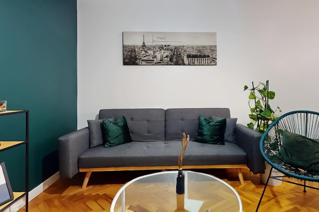 8 People - 4 Rooms - 2 Salle De Bain - Metro 7 & 14 - Porte Italie - Private Car Park- Wifi Le Kremlin-Bicêtre Exterior foto