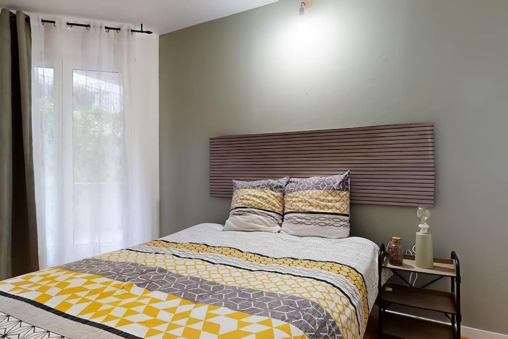 8 People - 4 Rooms - 2 Salle De Bain - Metro 7 & 14 - Porte Italie - Private Car Park- Wifi Le Kremlin-Bicêtre Exterior foto